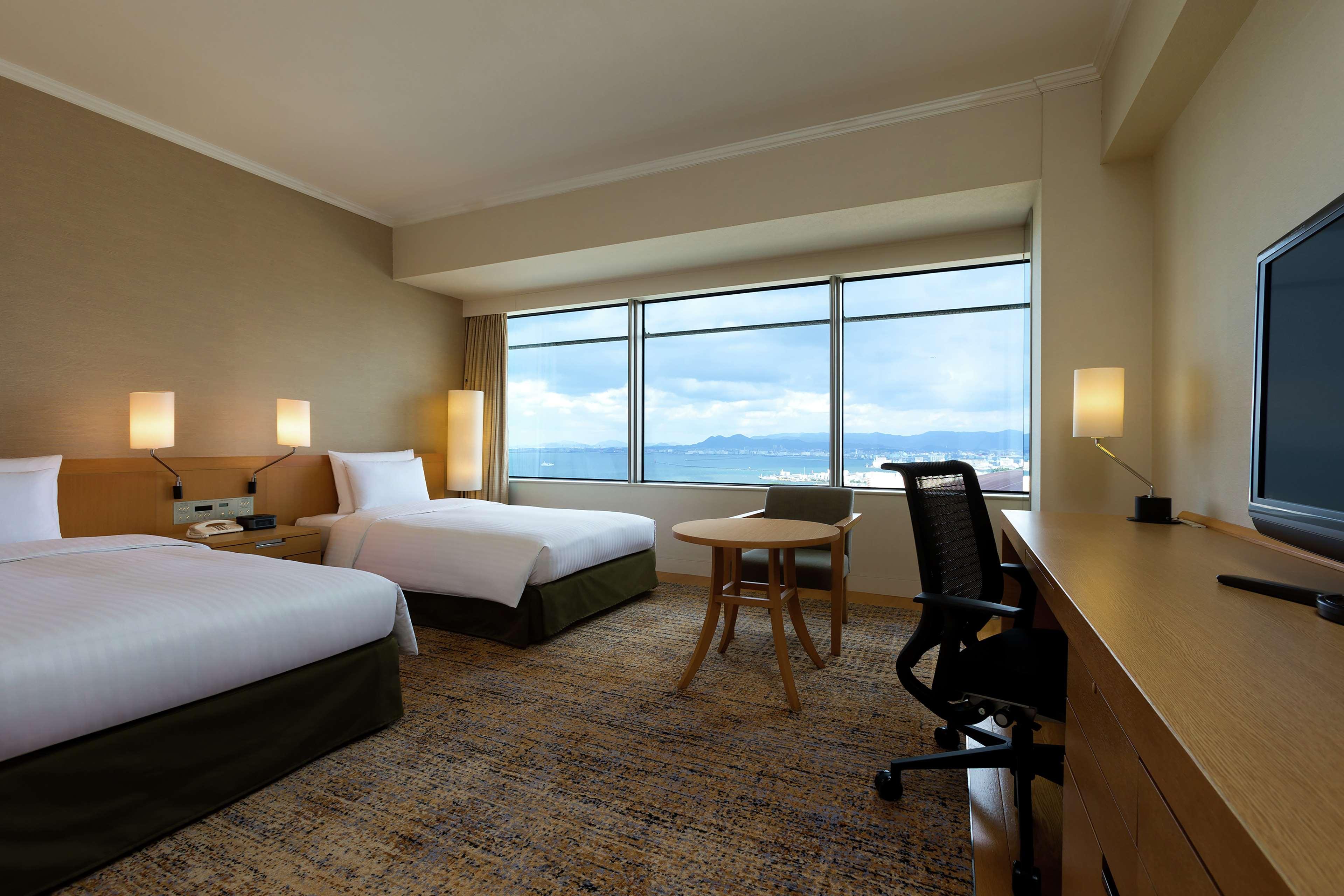 Hilton Fukuoka Sea Hawk Hotel Exterior photo